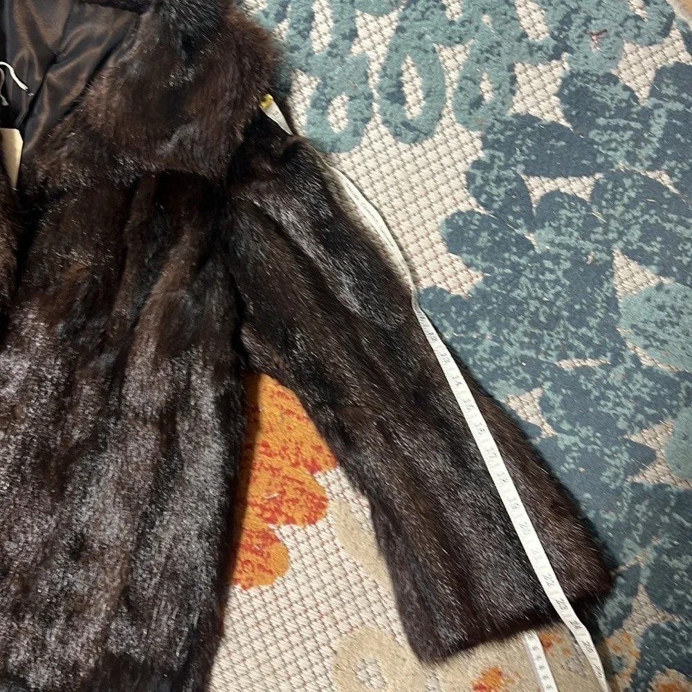 Elegant Dark‎ Brown Mink Coat Huge Collar - Picture 13 of 15